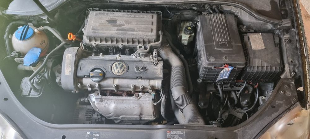 VW GOLF 5 (1.4 MPI) 2008