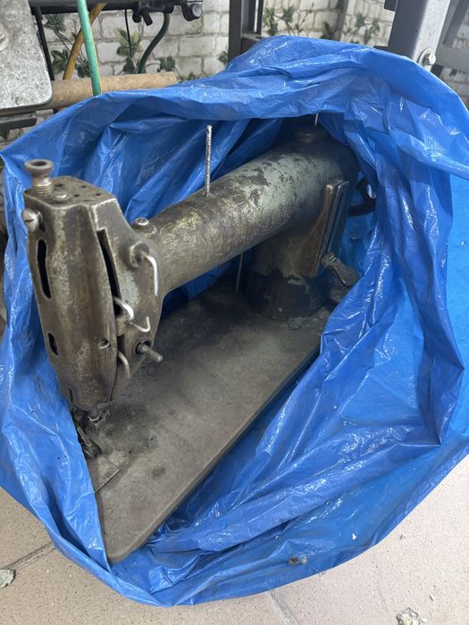 Mașină de cusut marca rusească anii 70-80