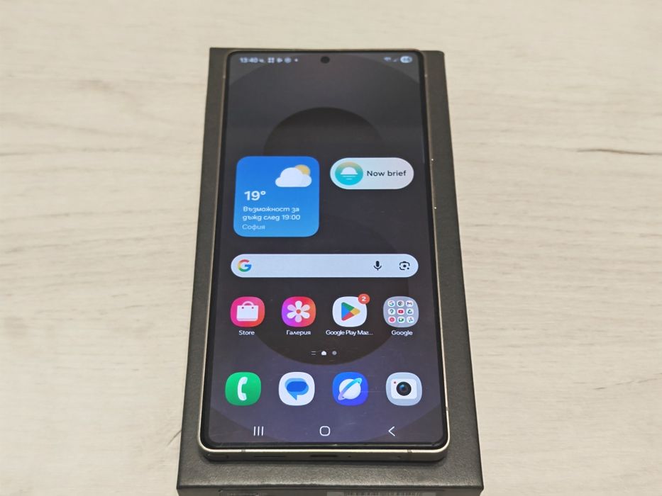 Перфектен Samsung Galaxy S25 Ultra 256 GB Гаранция