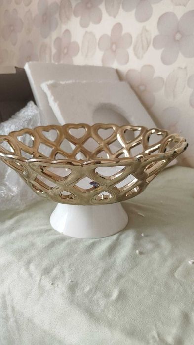 Графин со стаканами и Разная посуда