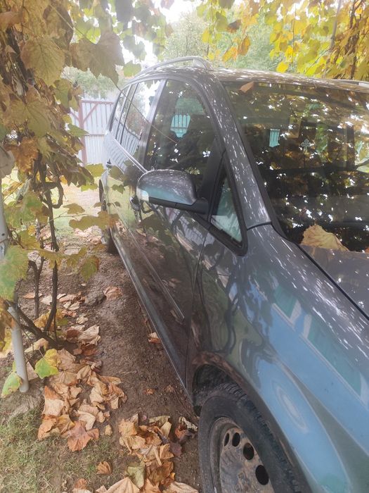 Volkswagen Touran 2004 diesel, 1.617 € — imagine 3