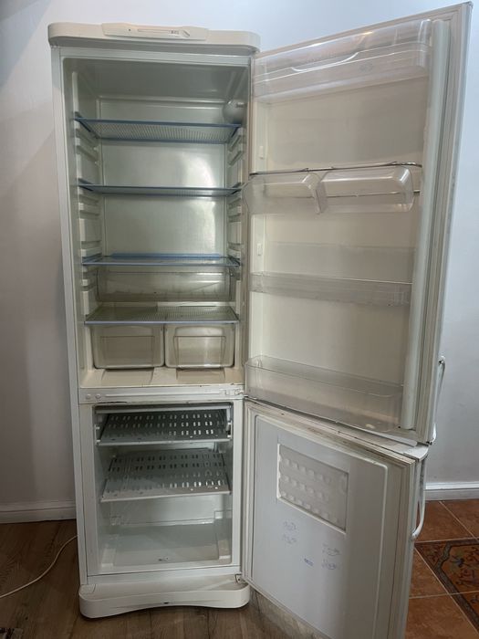холодильник INDESIT