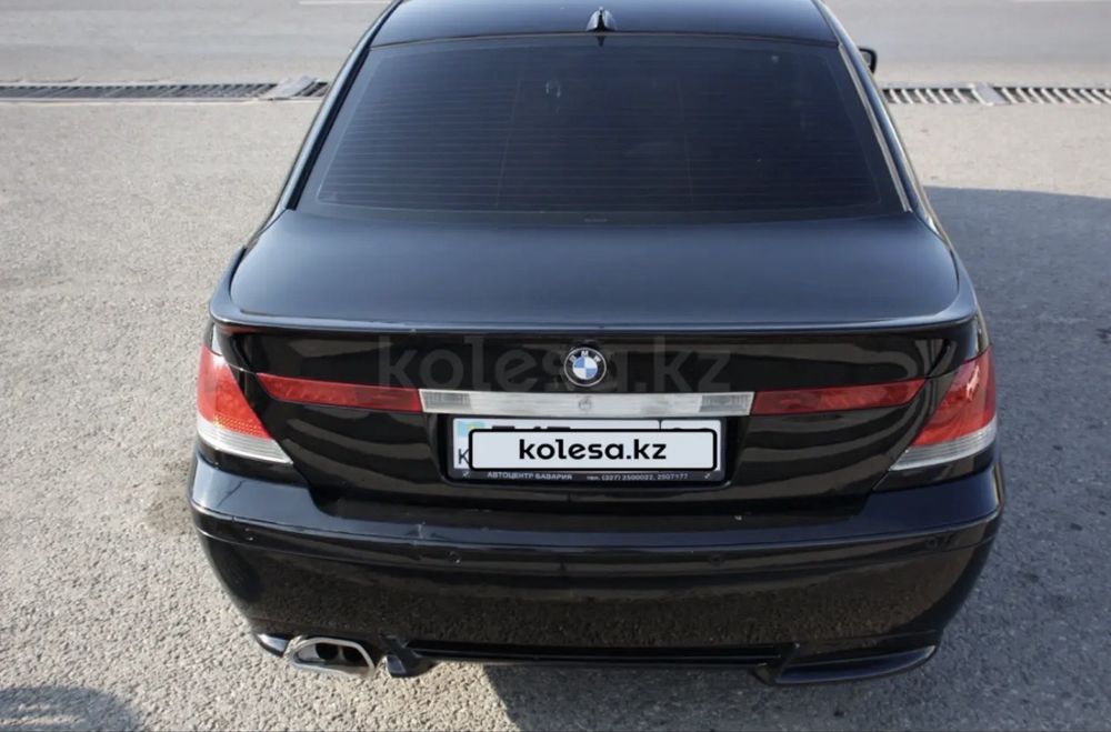 BMW 745i 2002 год