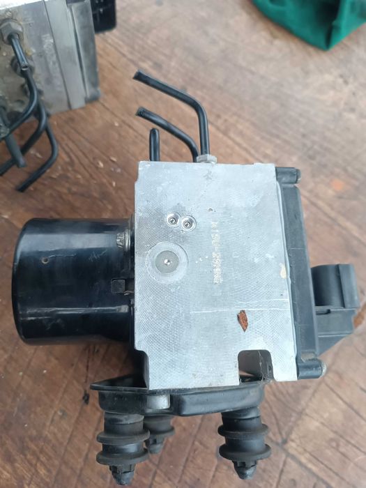 ABS модул, помпа  за Пасат Б6 / VW Passat B6 - 3C0614109AF - K