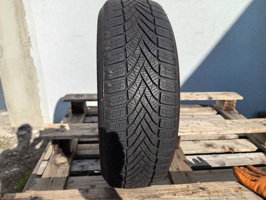 185/60/15 Фалкен ДОТ 2022 г - Само 1 брой гума