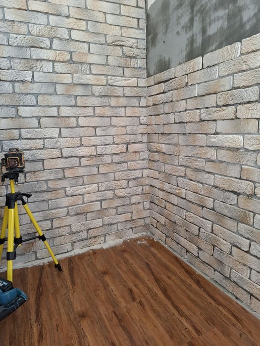 Балконы.Кладка кирпича под расшивку.Утепление балкона