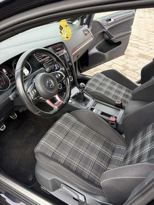 -- Vw Golf 7   GTD  2.0 TDI  2015 ---