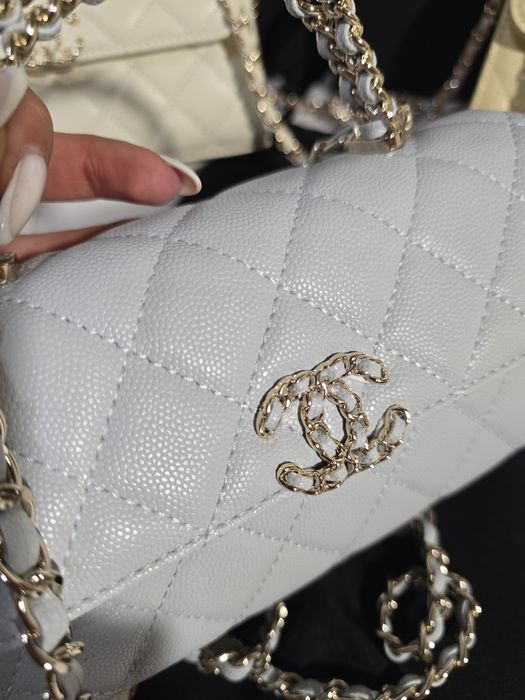 Налична чанта Chanel Kelly 25S синя