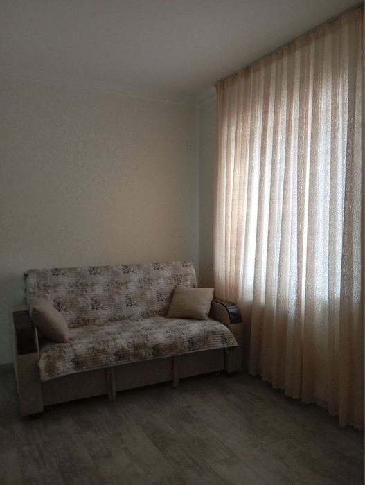 Арендага участка Такачида 2 та хонаси бор.  Срочно