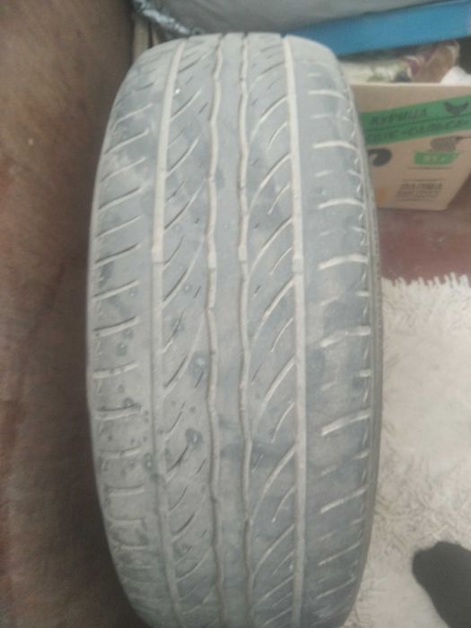 Продаются покрышки в хорошем состоянии.