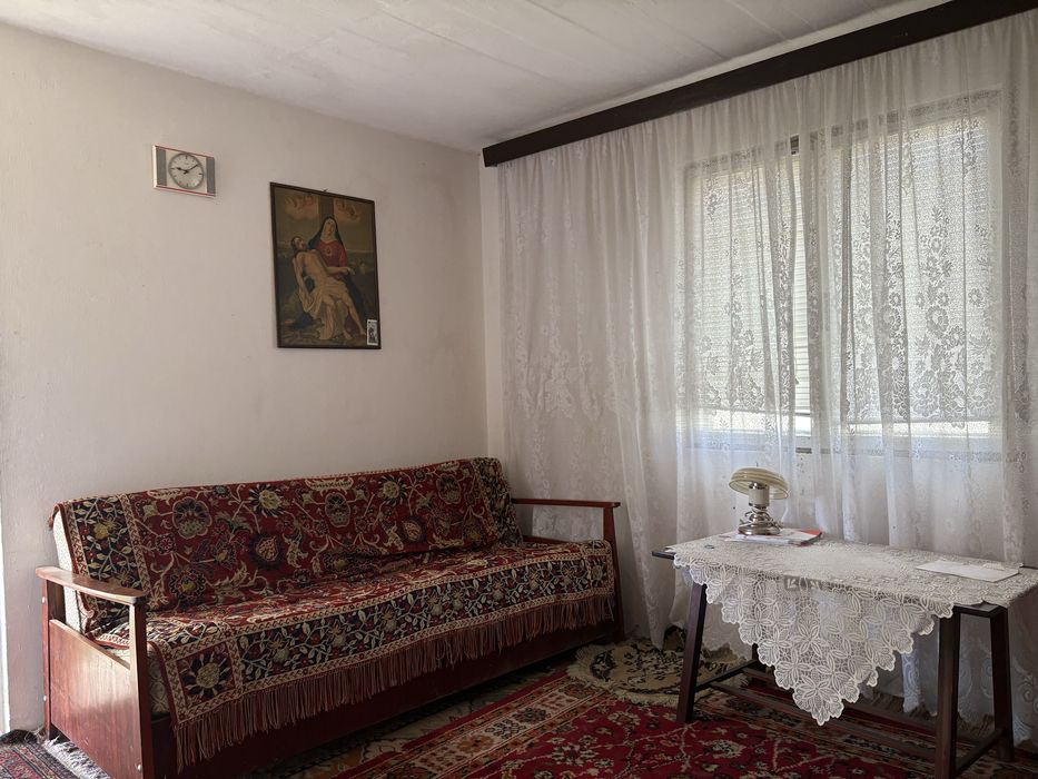 Casă,curte,gradină  Călugăreni