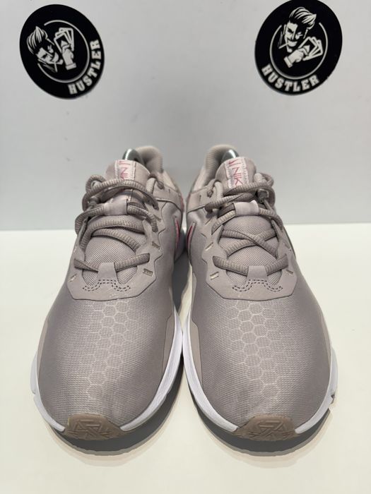 Маратонки NIKE LEGEND .Номер 39