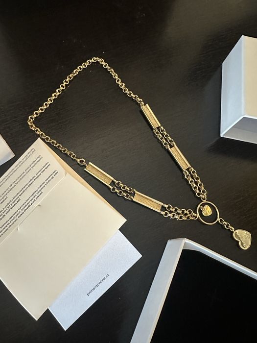 Lănțișor aur galben – model elegant cu pandantive inimă