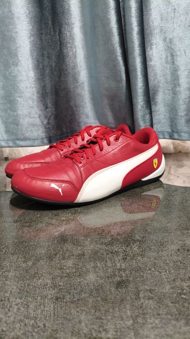 Оригинальные кроссовки Puma Ferrari