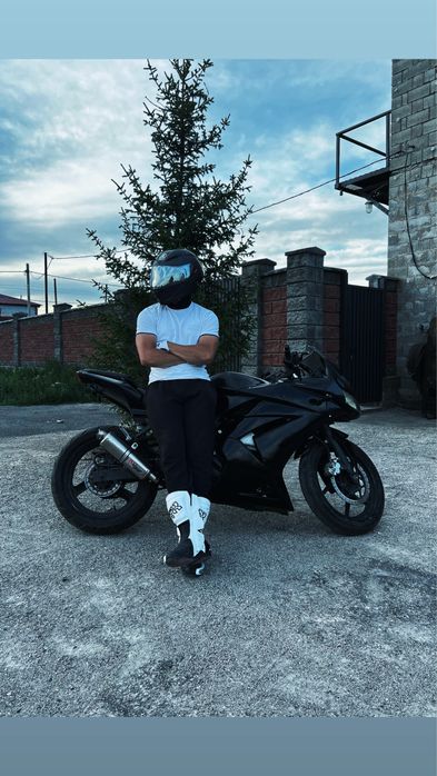 kawasaki ninja 250R