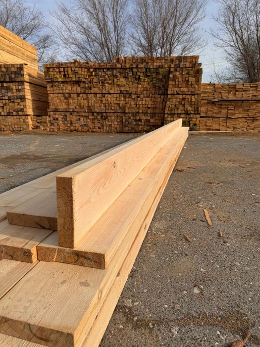 Лес пиломатериал балка стропила рейка