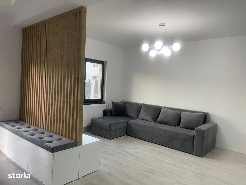 Casă de închiriat, 5 camere, garaj, curte