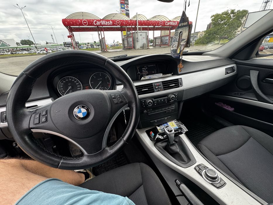 Bmw seria 3 e91 2009 2.0d 143 cai