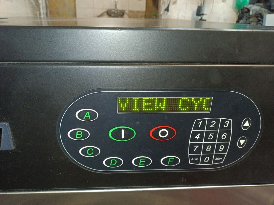 Професионална сушилня. Girbau 10 кг, въздуховодна. Доставка за София