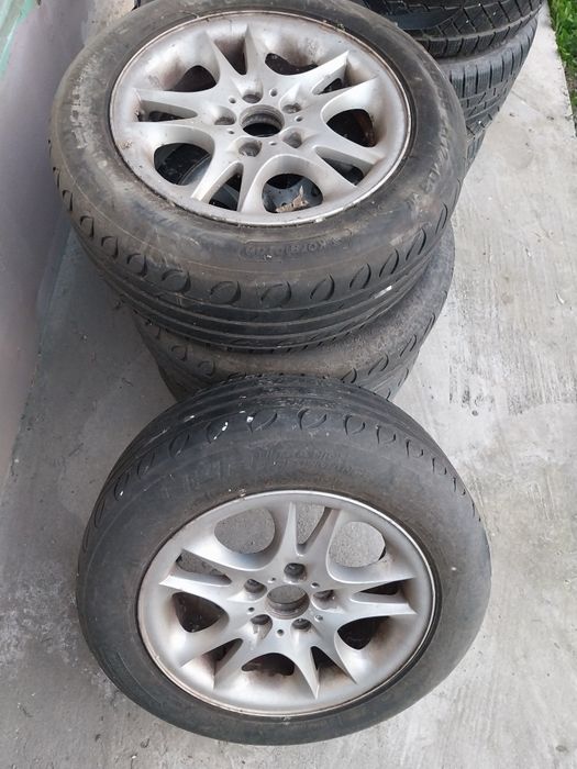 Vind cauciucuri cu jenti noi rulate numai o vară