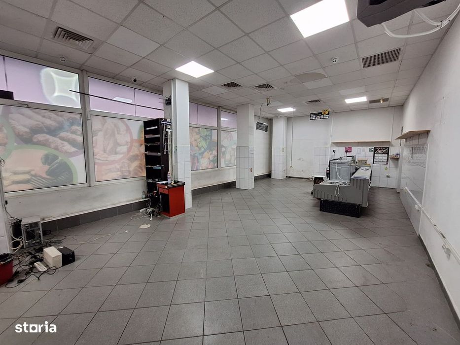 Spatiu Comercial 230mp construiti,400mp teren,Cornisa