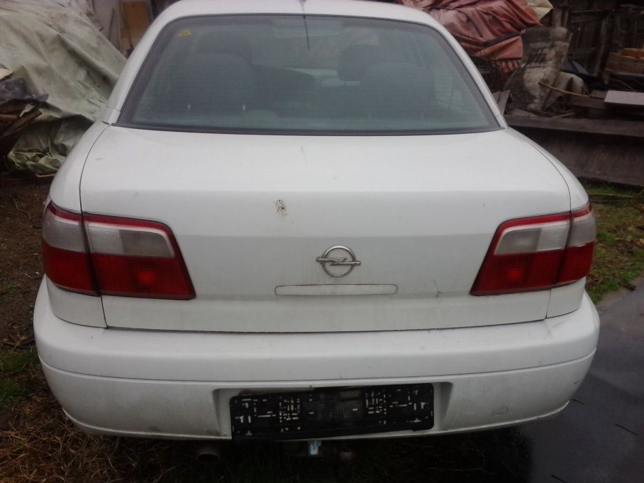 опел омега б 2.2 бензин на части