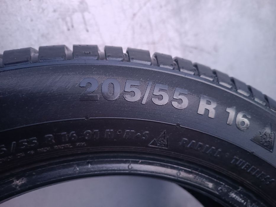 205/55/16 Continental