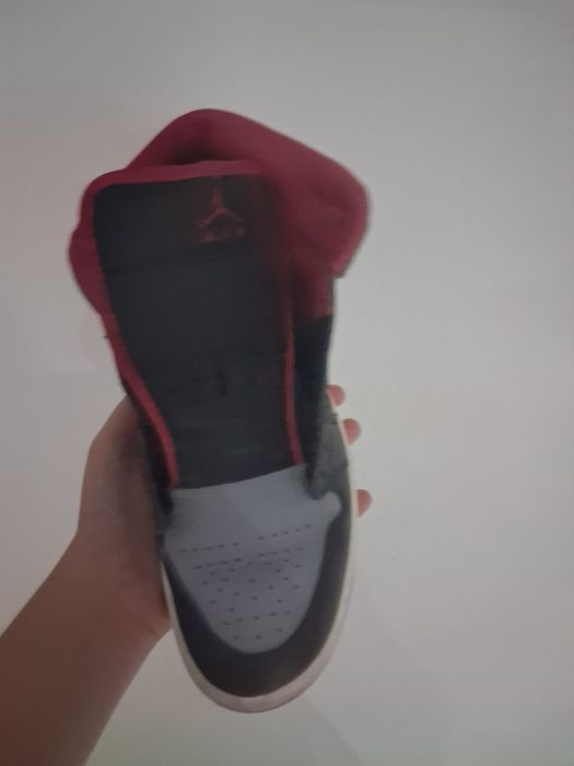 Jordan 1 mid bred