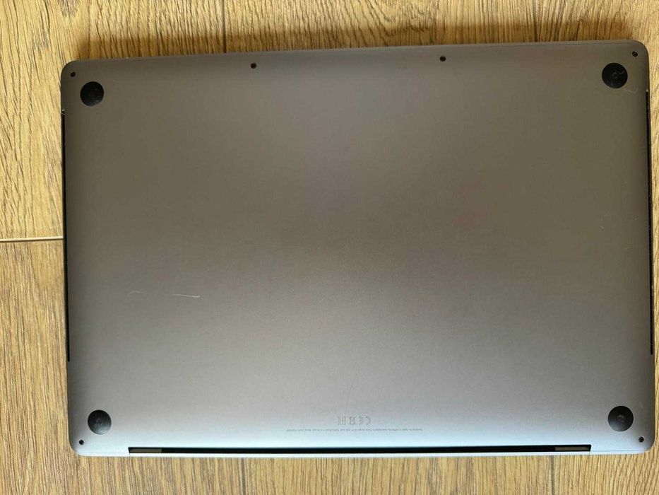 Apple MacBook Pro 16" i7 32GB RAM 512GB SSD