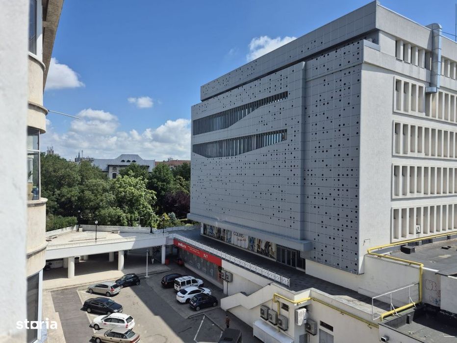 Apartament ultracentral, 3 camere, cu priveliste de vis, langa Mercur