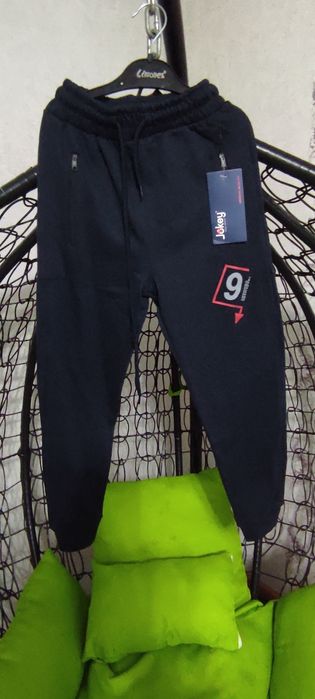 Продам детские вещи