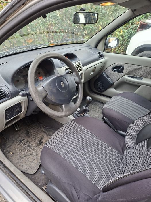 Vand renault clio symbol 2006 Craiova