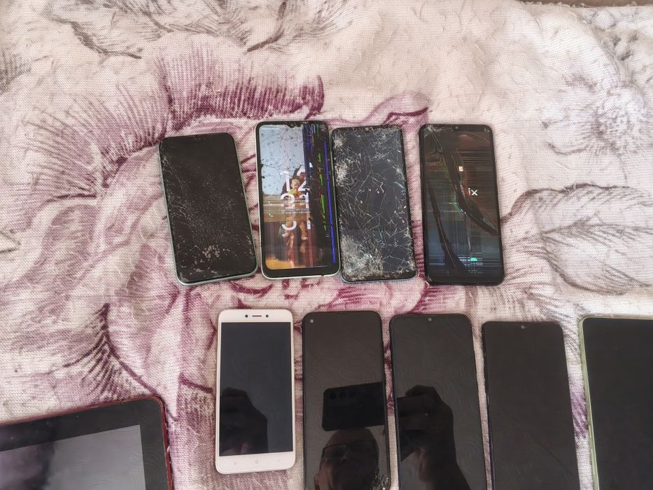 Продам смартфоны З /ч Всё сразу