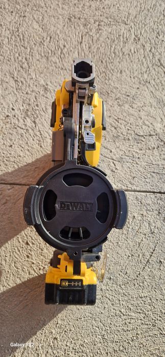 Dewalt pistol de cuie pentru sindrila