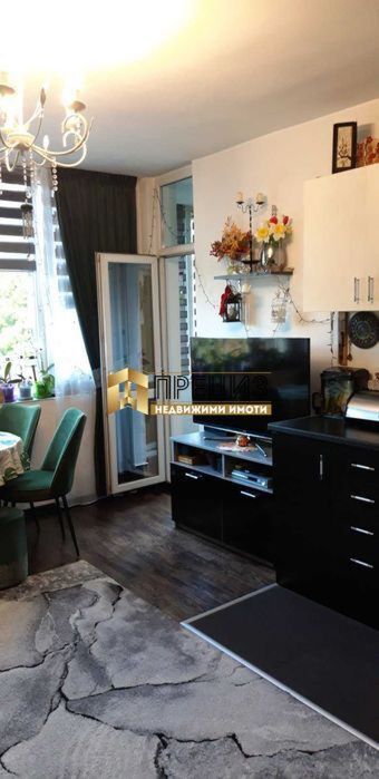 Продава се Двустаен апартамент в Шумен, Център - 74 кв.м за 1960 €/кв.м - Снимка #1