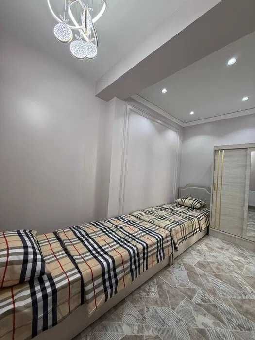 Сдаётся в аренду 3-ком квартира на Алмазарский районе!!! ул Сагбон!!