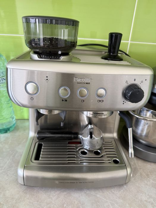 Aparat cafea Breville barista Max