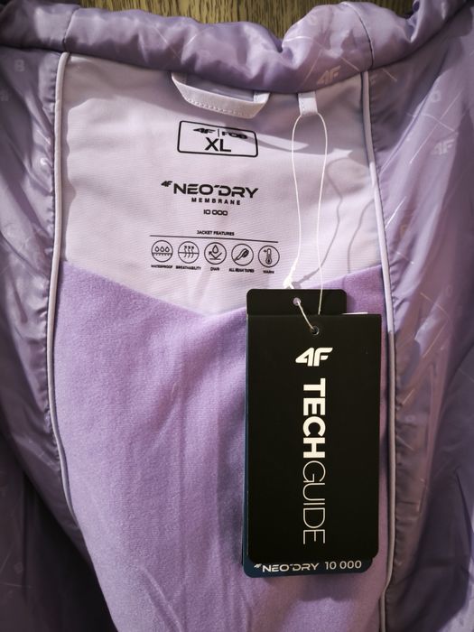 Geacă 4f de snowboard, marime XL,  membrana 10.000 pentru femei -NOUA-