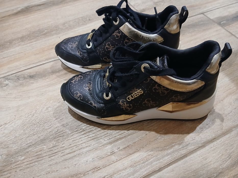 Дамски сникърси Guess