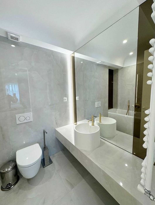 Proprietar inchiriez apart 3 camere Cortina North - More