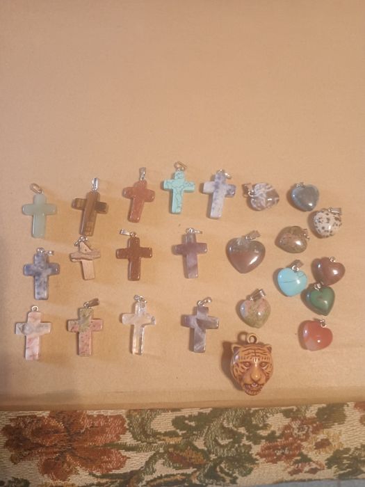 Гривни и брошки-2евро