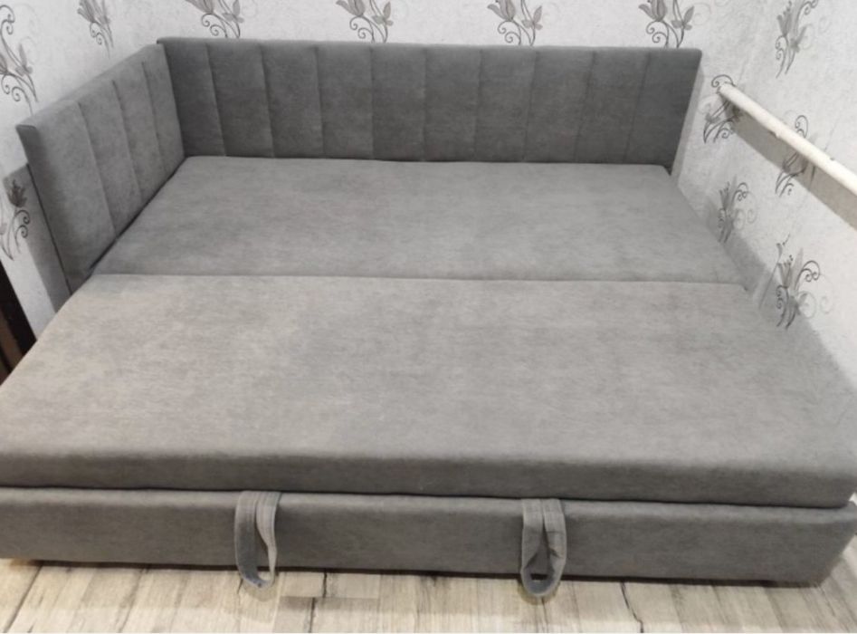 Продам раздвижную кровать