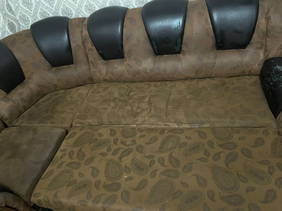 Угловой диван с креслом