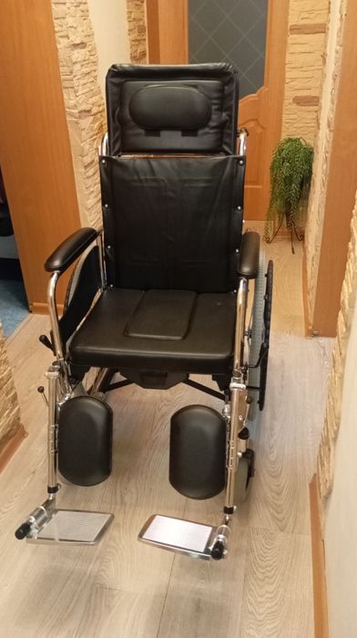 инвалидная коляска