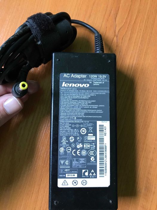 Оригинално зарядно за лаптоп Lenovo 120W 19.5V 6.15A