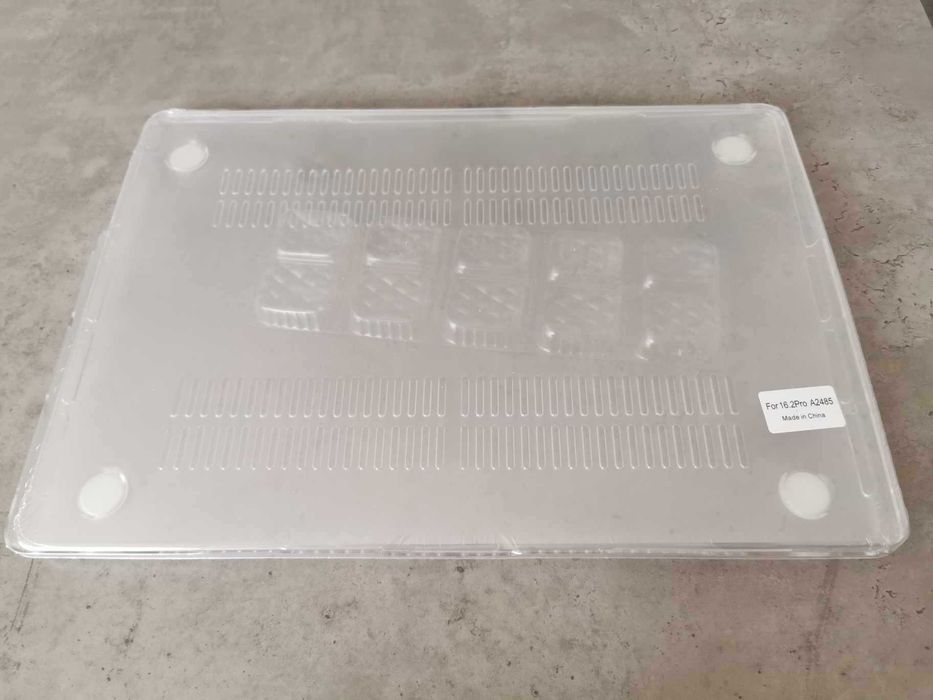 Husa protectie laptop Apple Macbook Pro 16 16.2 A2485 transparenta