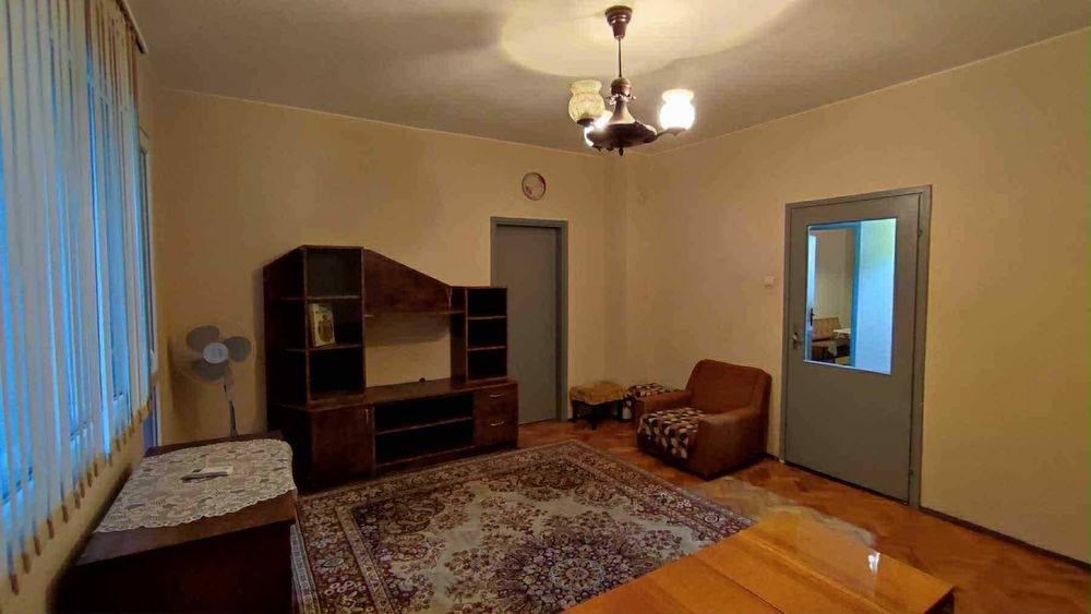 Дава се под наем Тристаен апартамент в Пловдив, Въстанически - 79 кв.м за 368.73 € - Снимка #4