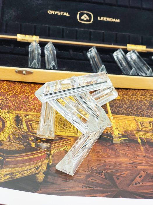 Crystal Leerdam, Антикварни фасетирани , кристални поставки за ножове