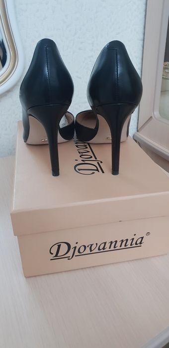 Туфли женские кожаные