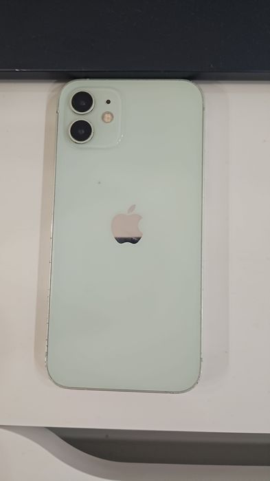 IPhone 12 на айклауде